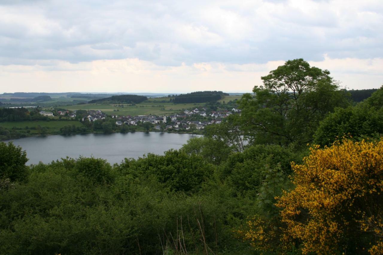 Location Panoramagreen Burg Reuland Exterior foto